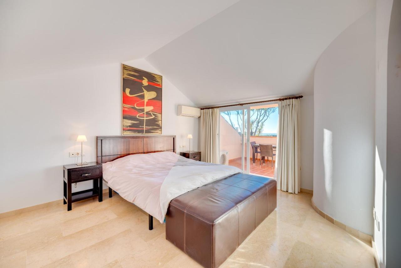 Penthouse In Elviria Marbella
