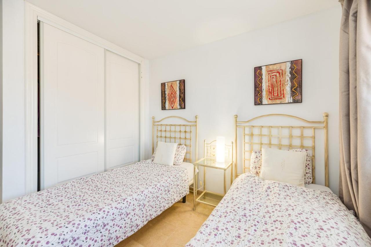 Rumah liburan Penthouse In Elviria Marbella